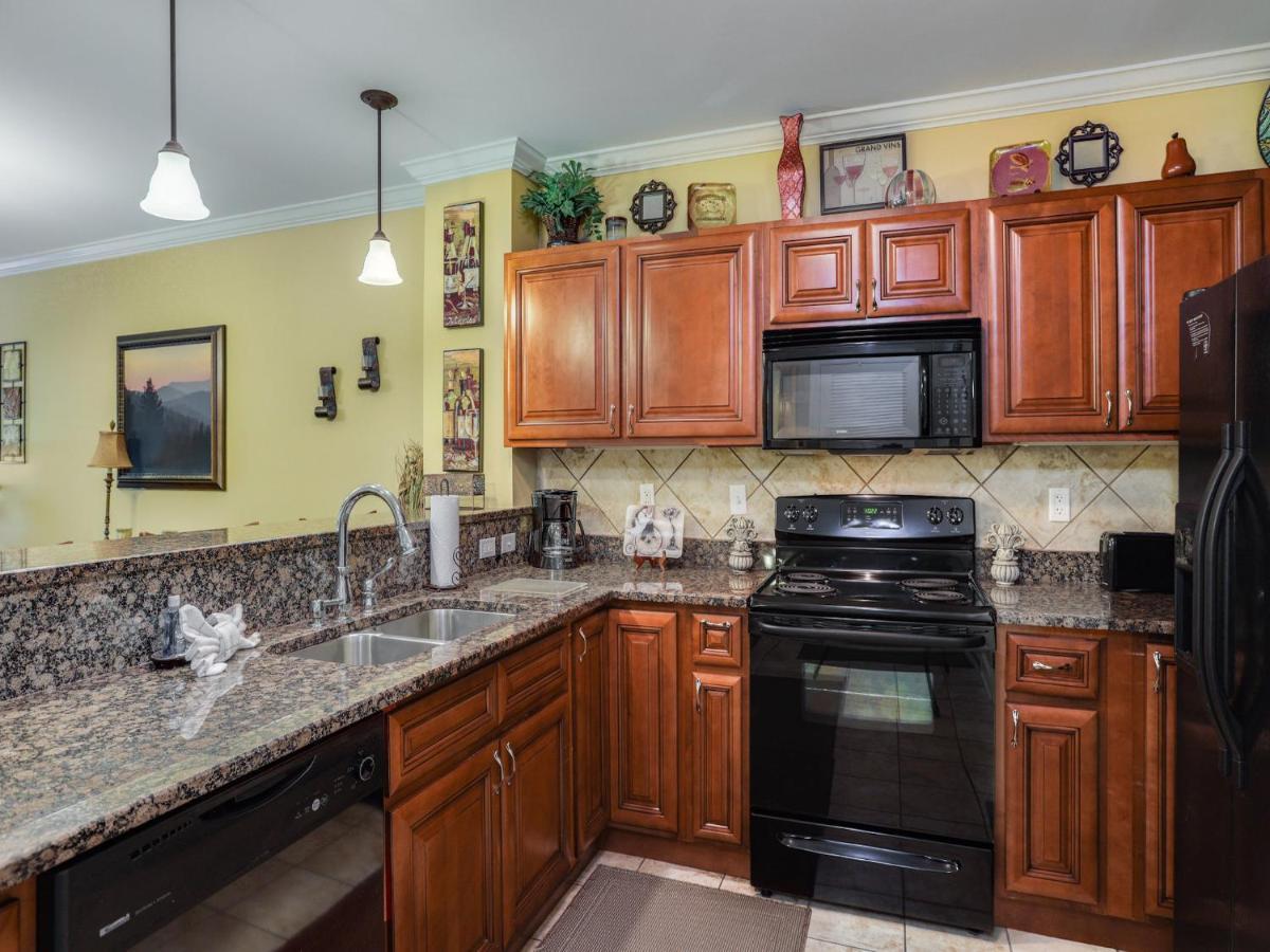 Downtown Delight, 2 Bedrooms, Pool, Hot Tub, Sleeps 6 Gatlinburg Esterno foto