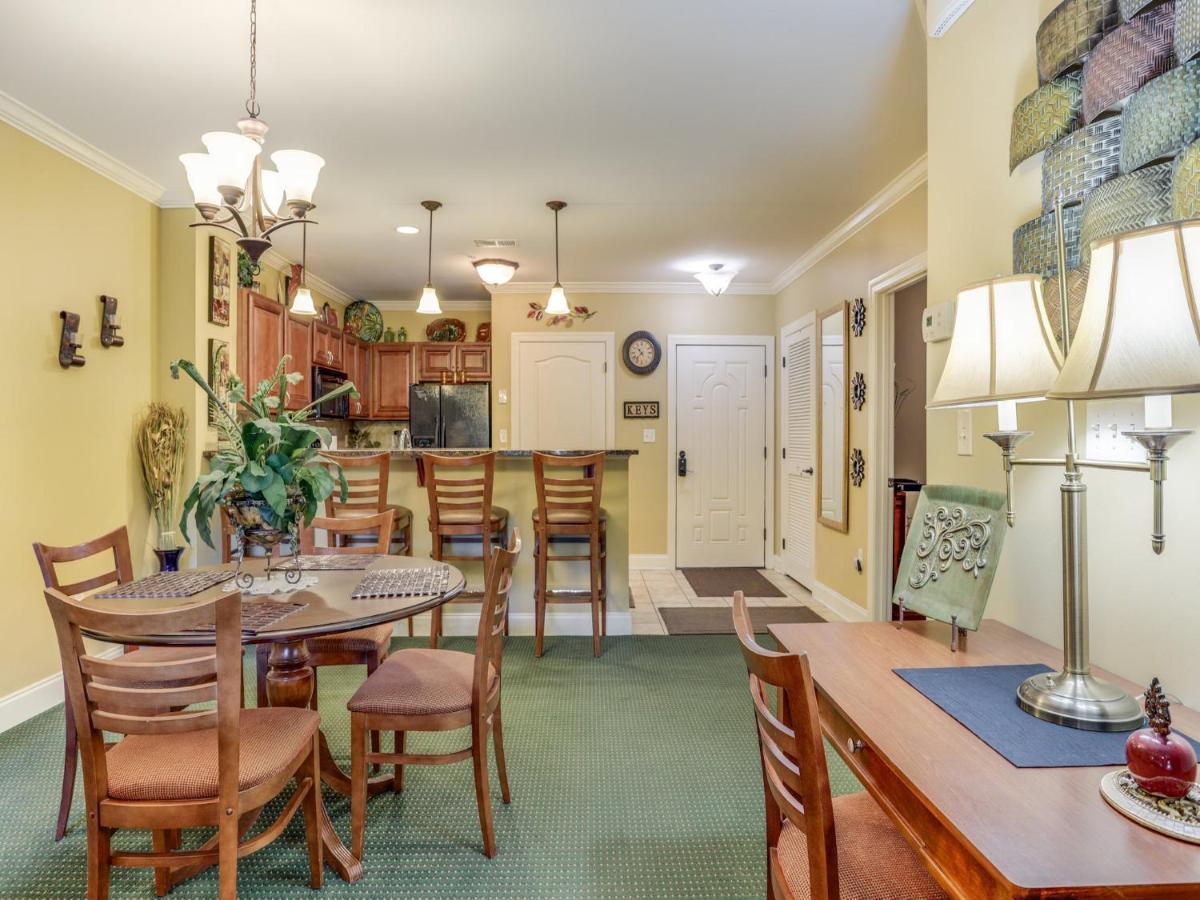 Downtown Delight, 2 Bedrooms, Pool, Hot Tub, Sleeps 6 Gatlinburg Esterno foto
