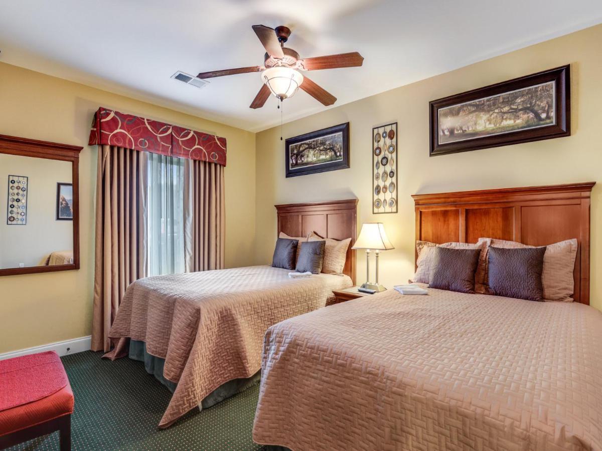 Downtown Delight, 2 Bedrooms, Pool, Hot Tub, Sleeps 6 Gatlinburg Esterno foto
