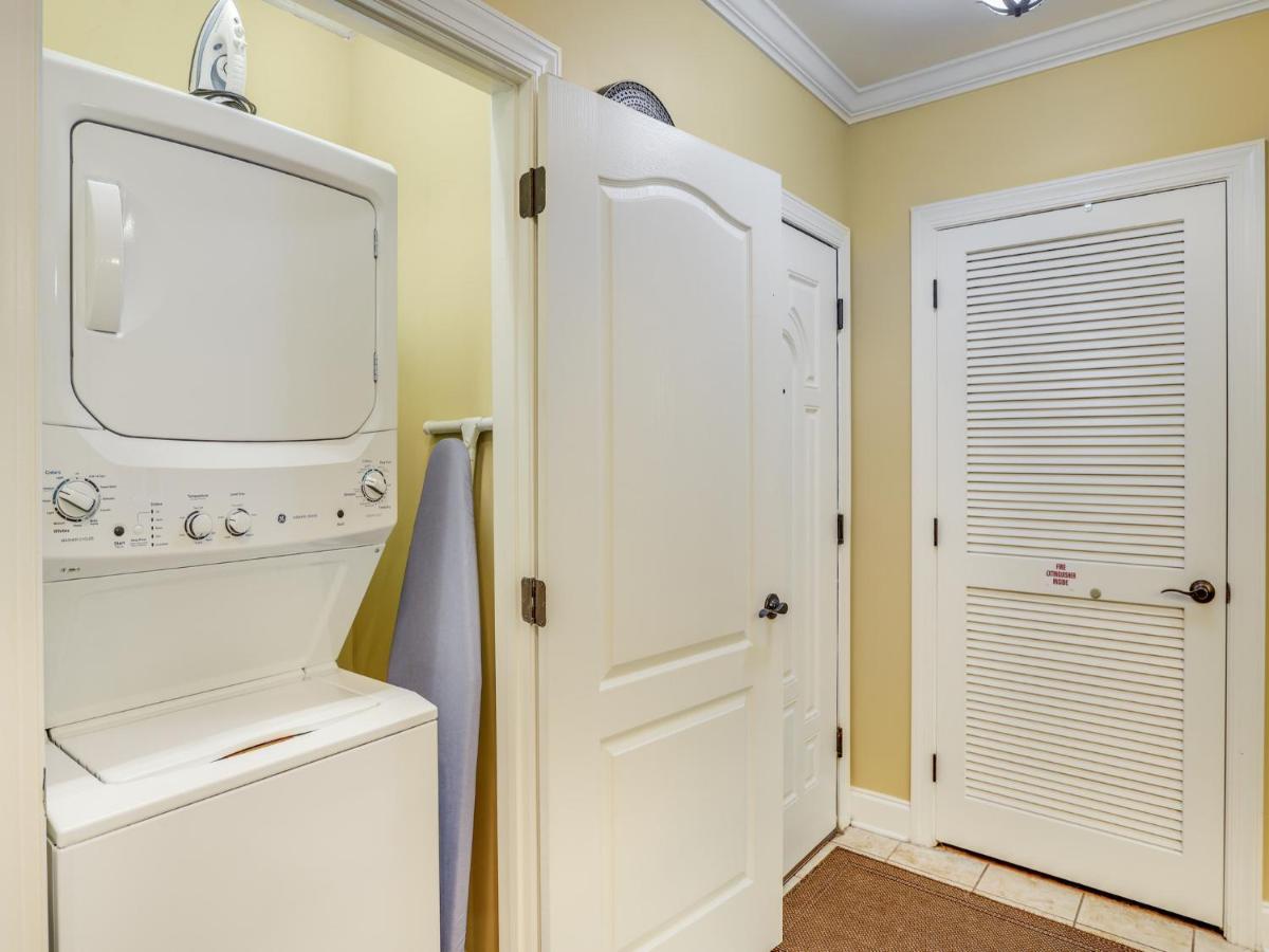 Downtown Delight, 2 Bedrooms, Pool, Hot Tub, Sleeps 6 Gatlinburg Esterno foto