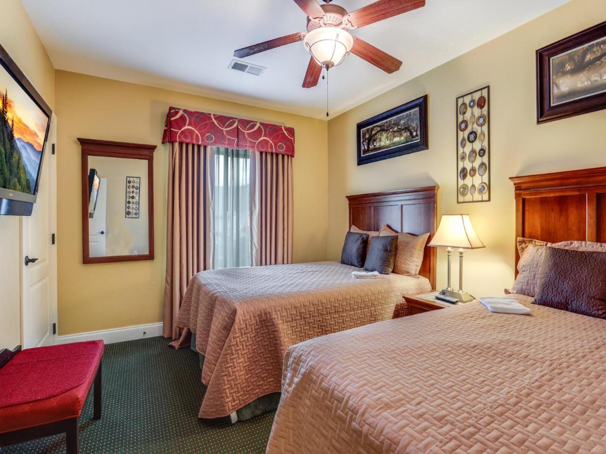 Downtown Delight, 2 Bedrooms, Pool, Hot Tub, Sleeps 6 Gatlinburg Esterno foto